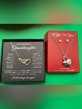 GrandMother & Granddaughter Heart Pendant Necklace Sets